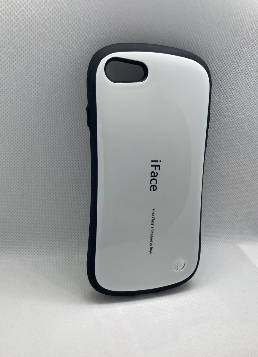 iFace アップル iPhoneSE3/SE2/7/8兼用 ホワイト iFace