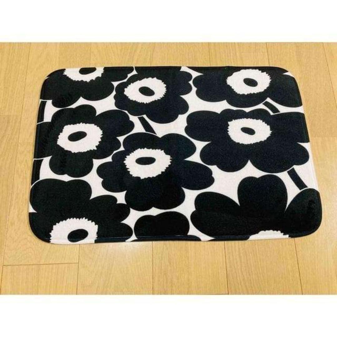 ✨大人気✨マリメッコ・マット✨ブラック【40センチ×60センチ】 | 3枚目