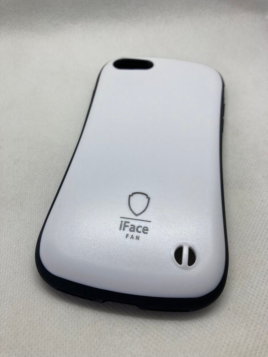 iFace アップル iPhoneSE3/SE2/7/8兼用 ホワイト | 4枚目