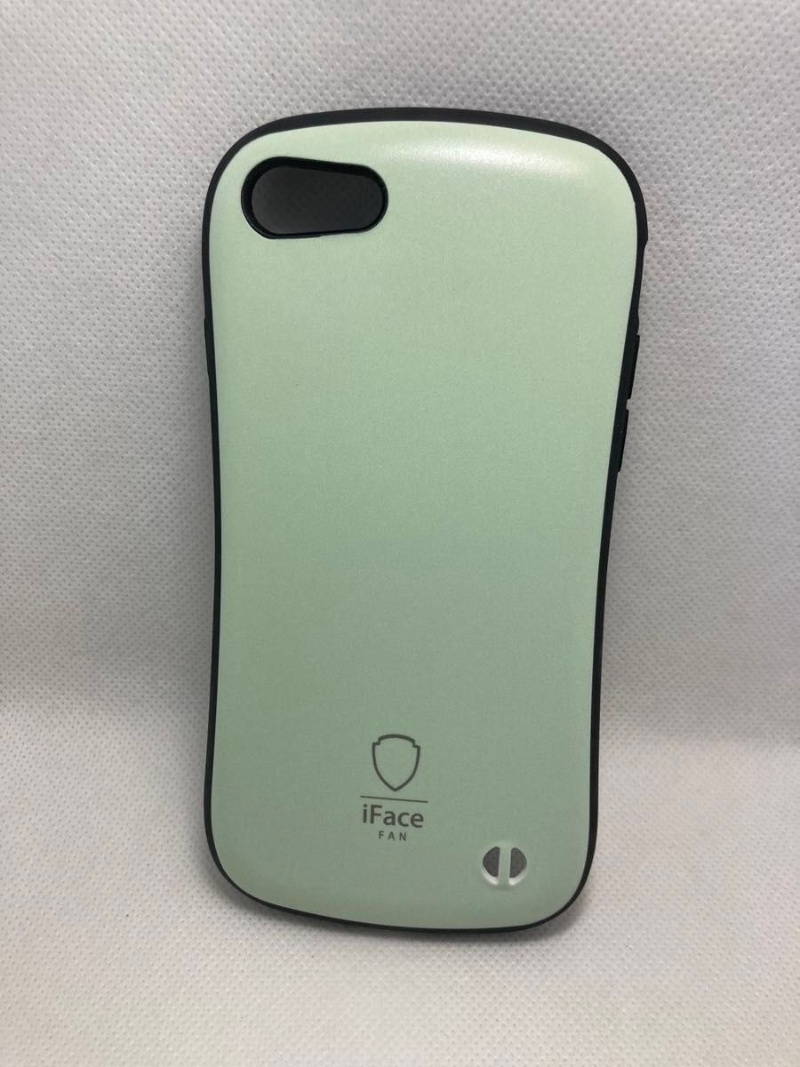 iFace アップル iPhoneSE3/SE2/7/8兼用 くすみグリーン | 2枚目