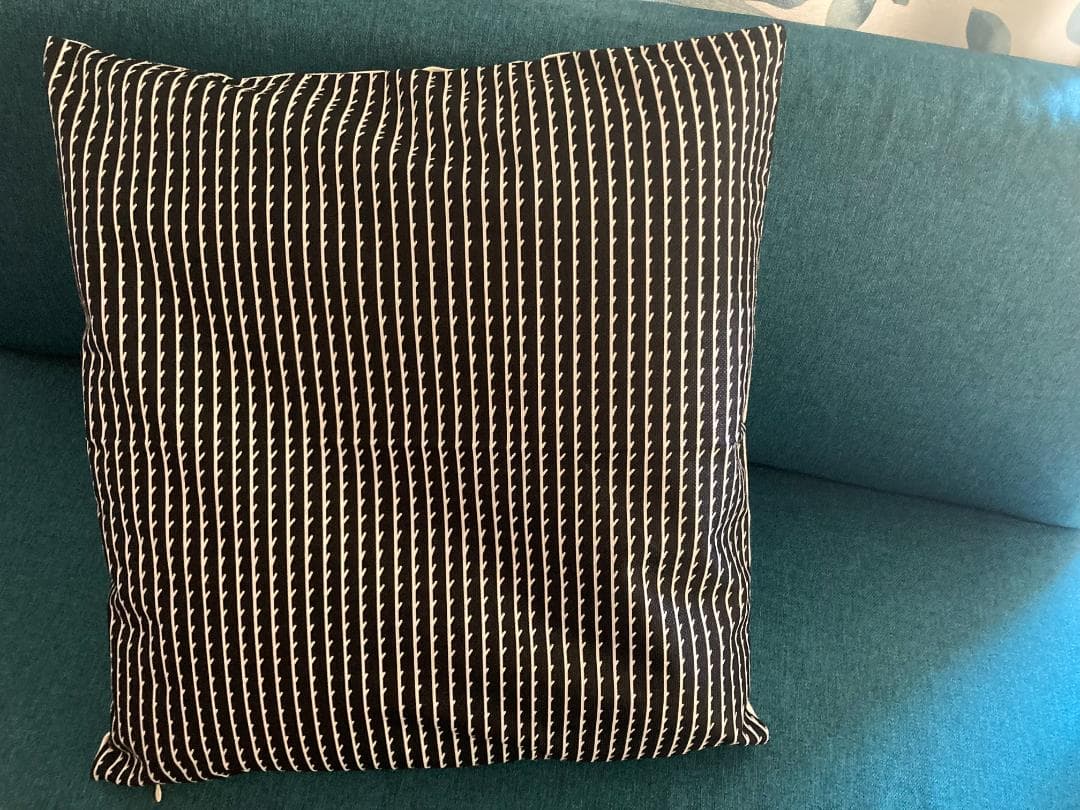 artek 座布団カバー Riviリヴァブラック 55ｘ59 cm ハンドメイド | 3枚目